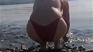 MATURE STEPMOM Show Me Naked Ass and Tits on the Beach - Vertical Video On Smartphone