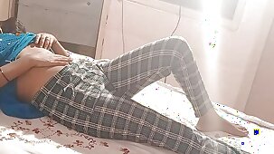 Horny Indian Mature Couple having intimate missionary desi sex, cum out of pussy
